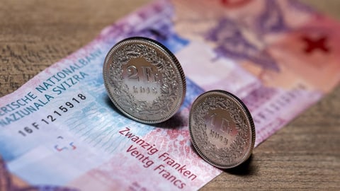 Liegt der Mindestlohn in der Schweiz im Trend? Liegt der Mindestlohn in der Schweiz im Trend?