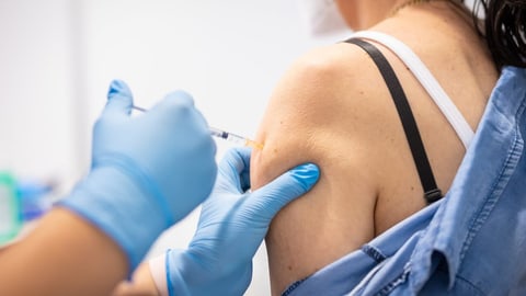 Wie sinnvoll ist die dritte Corona-Impfung? Wie sinnvoll ist die dritte Corona-Impfung?