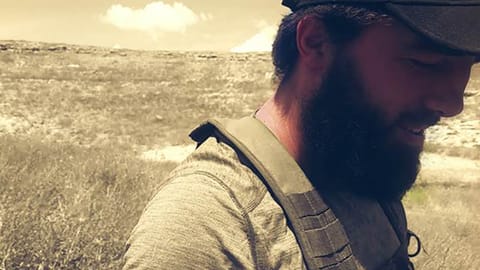 Thaibox-Weltmeister beim IS in Syrien Thaibox-Weltmeister beim IS in Syrien