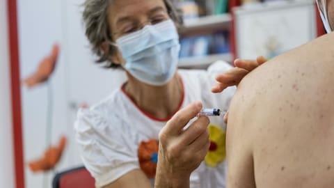 Mehr Grippe-Impfstoff kommt erst im Dezember Mehr Grippe-Impfstoff kommt erst im Dezember