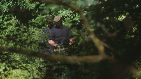 Video-Beweis: Kroatische Polizisten prügeln Migranten aus der EU