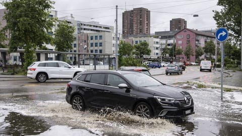 So kommen Sie am sichersten durch die Unwetter
