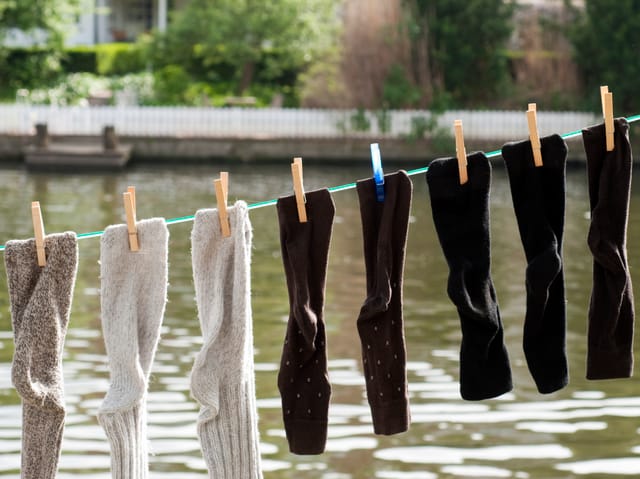 Socken auf deiner Wächeleine aufgehängt.