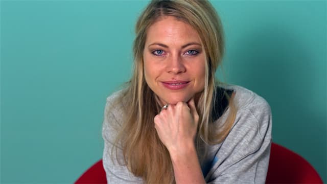 Mischt auf ihrem ersten Soloalbum die Karten neu: Jaël. Mischt auf ihrem ersten Soloalbum die Karten neu: Jaël.