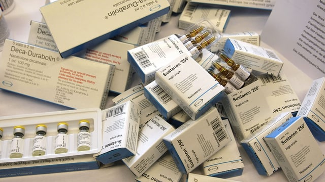 Anabolika, Steroide und Potenzmittel: Der illegale Handel mit diesen Substanzen blüht auch im Aargau. Anabolika, Steroide und Potenzmittel: Der illegale Handel mit diesen Substanzen blüht auch im Aargau.