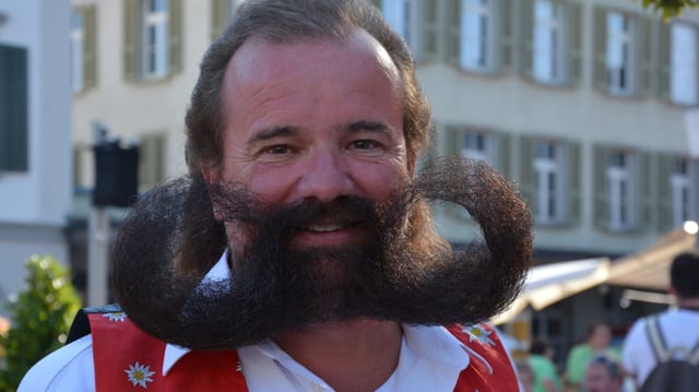 Ein Original - einer der vielen Zuschauer am «Donnschtig-Jass».