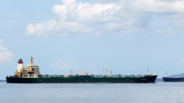 Der Supertanker TI Oceania