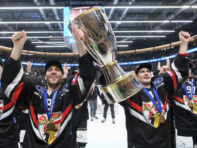 Philip-Michael Devos (links) und Jonathan Hazen. Philip-Michael Devos (links) und Jonathan Hazen.