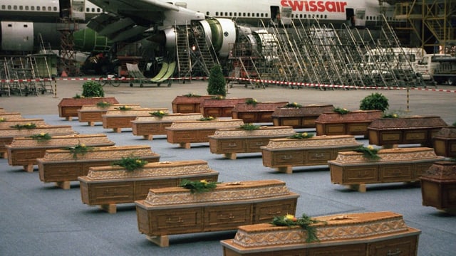 Särge in Hangar 1997. Särge in Hangar 1997.