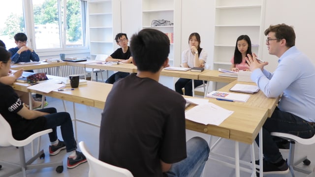 Blick in eine Schulzimmer einer Privatschule. Blick in eine Schulzimmer einer Privatschule.