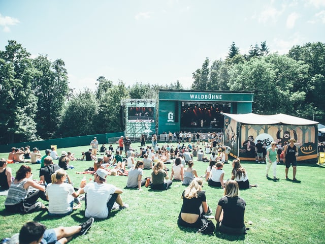 Die neue Waldbühne. Vorbei ists mit dem Steilhang.
