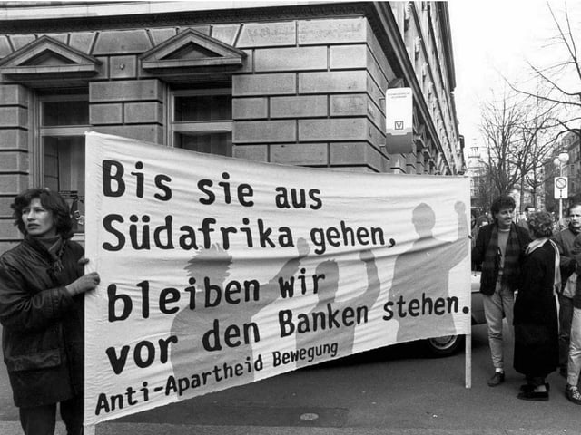 Demonstration gegen Bankengeschäfte in Südafrika Demonstration gegen Bankengeschäfte in Südafrika
