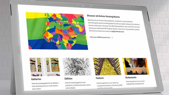 Website mit Bildern von Kunstwerken und dem Titel "Discover all Online Viewing Rooms" Website mit Bildern von Kunstwerken und dem Titel "Discover all Online Viewing Rooms"
