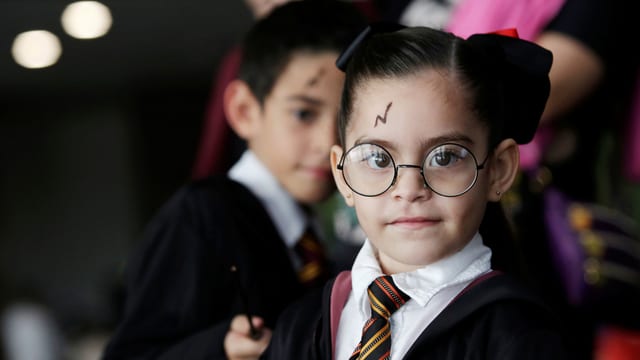 Erster Harry Potter Band Harry Potter Hat Die Ganze Welt Verzaubert Kultur Srf