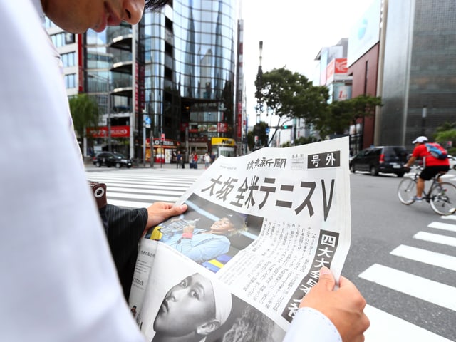 Japans Presse feiert den Triumph von Naomi Osaka. Japans Presse feiert den Triumph von Naomi Osaka.