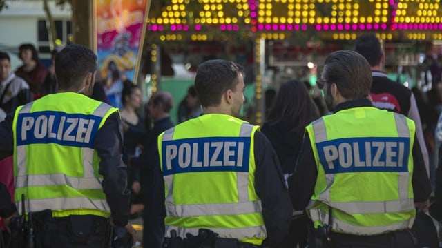 Polizisten Polizisten