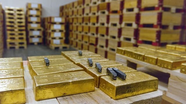 Goldbarren im Tresor der SNB Goldbarren im Tresor der SNB