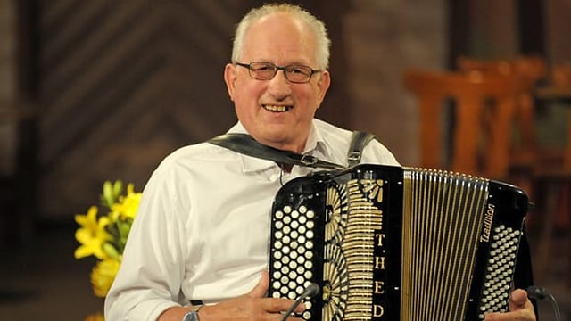 Ein Akkordeonist. Ein Akkordeonist.