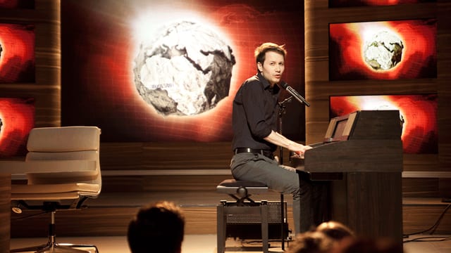 Video «Auftritt Marco Tschirpke» abspielen Video «Auftritt Marco Tschirpke» abspielen