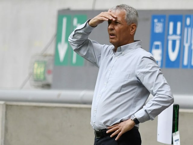 Lucien Favre. Lucien Favre.