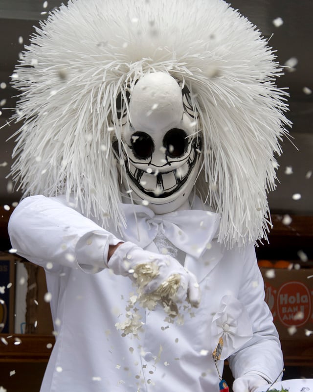 Waggis in weiss Waggis in weiss