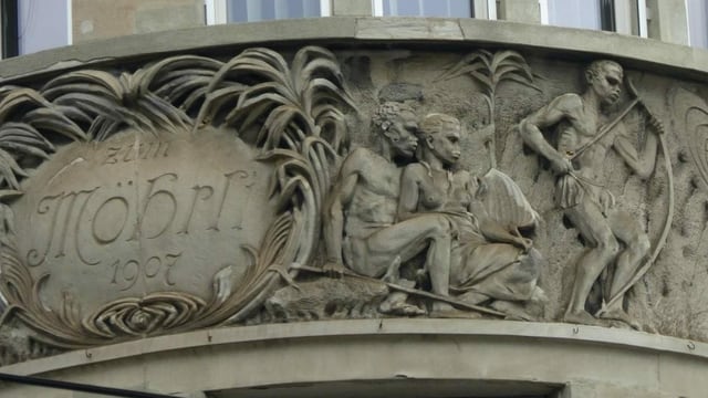 Fassade mit Inschrift "Möhrli" Fassade mit Inschrift "Möhrli"