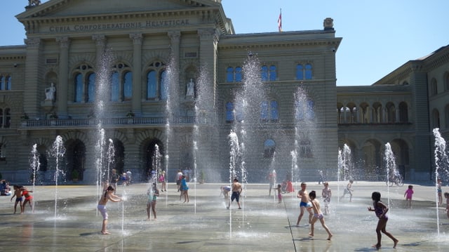Die ersten Hitzetage gab es in Bern schon anfangs Juni.