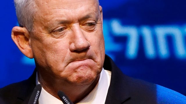 Benny Gantz mit konsterniertem Blick Benny Gantz mit konsterniertem Blick
