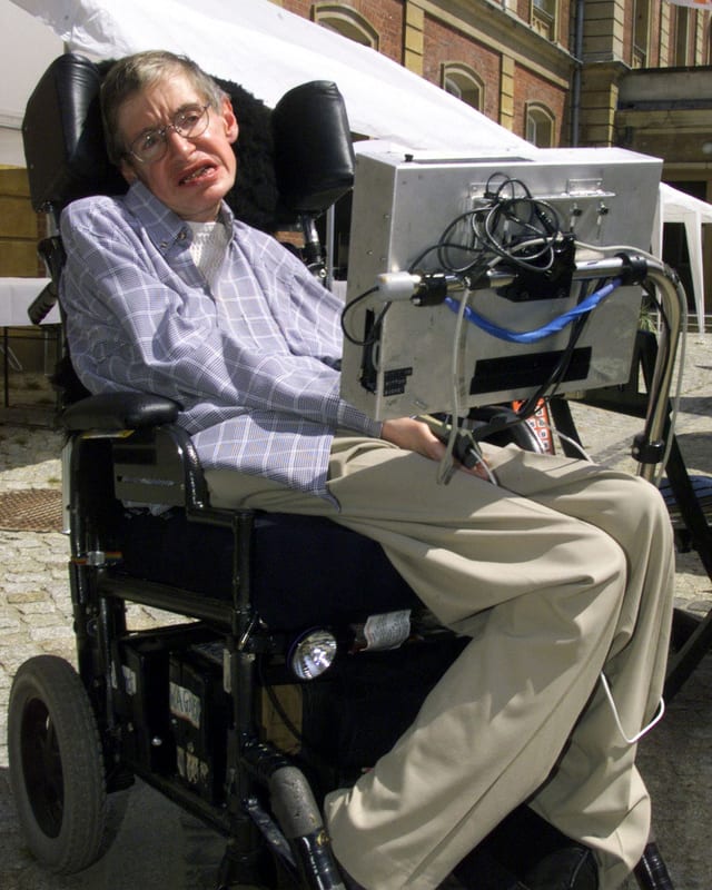 Stephen Hawking im Rollstuhl. Stephen Hawking im Rollstuhl.