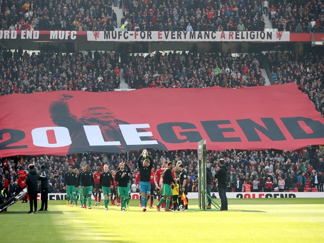 ManUtd-Fans mit einer Choreo für ihren Coach Solskjaer. ManUtd-Fans mit einer Choreo für ihren Coach Solskjaer.