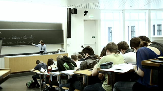 Studenten in einem Hörsaal. Studenten in einem Hörsaal.