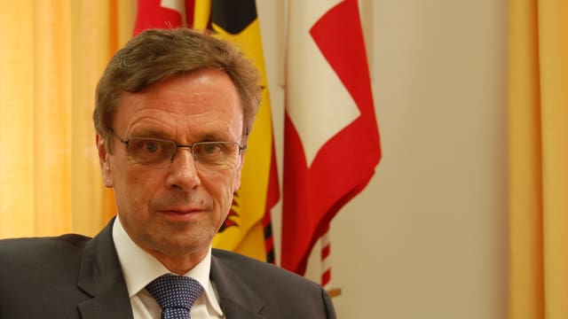 Polizeidirektor Hans-Jürg Käser im Gespräch (24.6.2015)