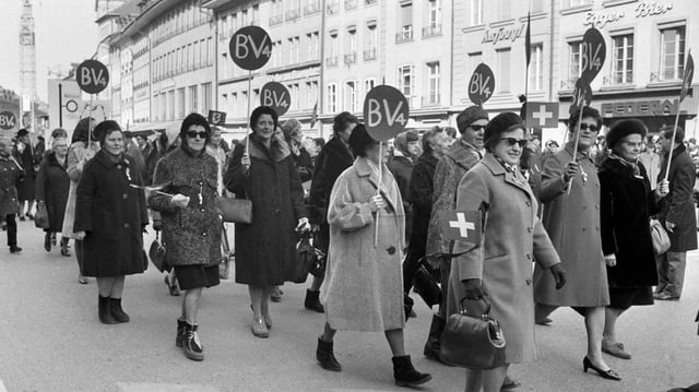 Emilie Lieberherr am «Marsch auf Bern» 1969. Emilie Lieberherr am «Marsch auf Bern» 1969.