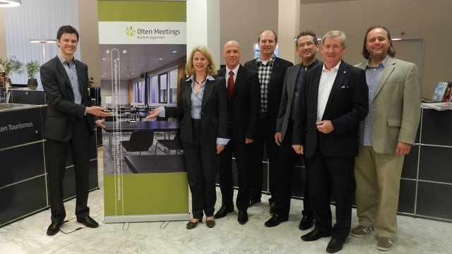 Christian Gressbach (l.), von Region Olten Tourismus und seine Partner aus der Hotellerie und der Event-Branche. Christian Gressbach (l.), von Region Olten Tourismus und seine Partner aus der Hotellerie und der Event-Branche.