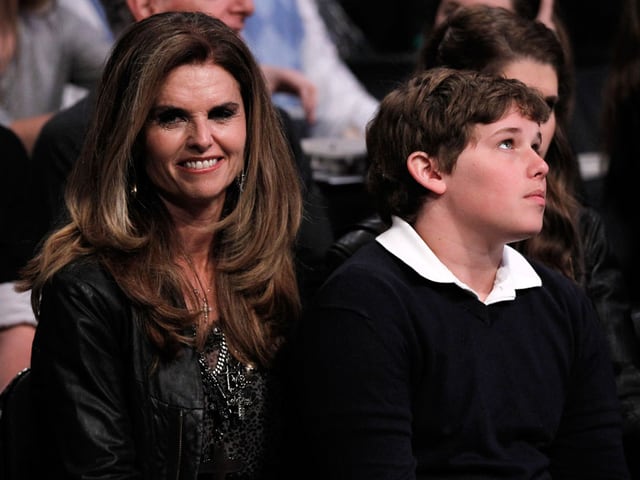 Mariah Shriver mit ihrem Sohn Christopher Mariah Shriver mit ihrem Sohn Christopher