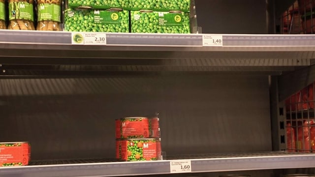 Lücken in den Verkaufsregalen Lücken in den Verkaufsregalen