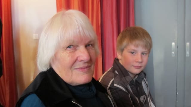 Verena Widmer und ihr Enkel- Verena Widmer und ihr Enkel-