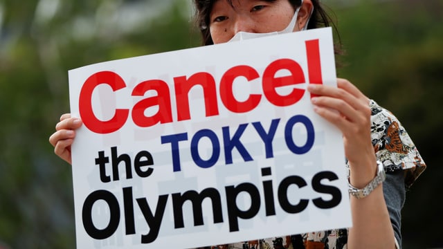 Demonstrantin in Tokio, 23. Juli 2020 Demonstrantin in Tokio, 23. Juli 2020