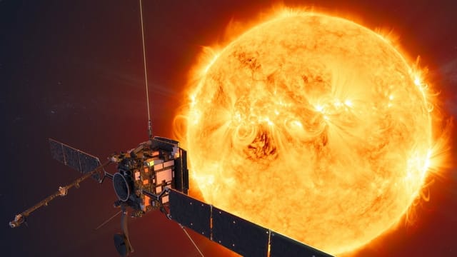 Raumsonde vor der Sonne Raumsonde vor der Sonne