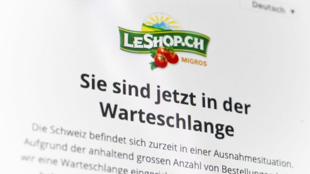 Die Online-Shopping-Seite LeShop der Migros weist ihre Kunden auf längere Wartezeiten hin. Die Online-Shopping-Seite LeShop der Migros weist ihre Kunden auf längere Wartezeiten hin.