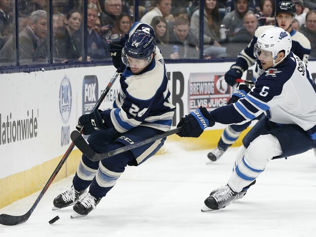 Luca Sbisa Luca Sbisa