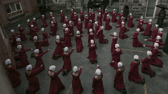 Unheimlich: Szene aus der zweiten Staffel von «Handmaids Tale». Unheimlich: Szene aus der zweiten Staffel von «Handmaids Tale».