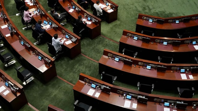 Parlament. Parlament.