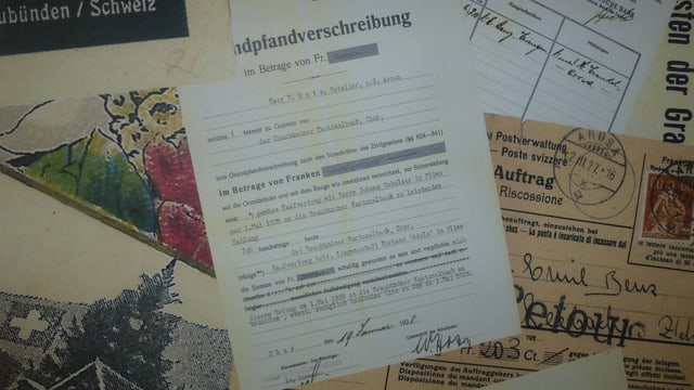 Il contract ipotecar tranter Walter Hotz e la Banca Chantunala Grischuna dal 1928. Il contract ipotecar tranter Walter Hotz e la Banca Chantunala Grischuna dal 1928.