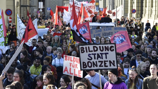 Demonstranten in Bern