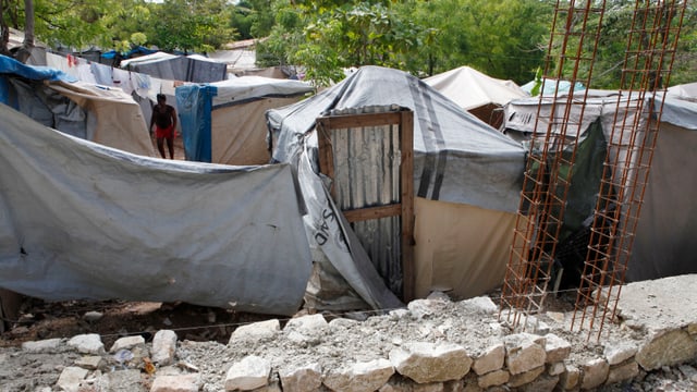 Zeltlager bei Port-au-Prince auf Haiti. Zeltlager bei Port-au-Prince auf Haiti.