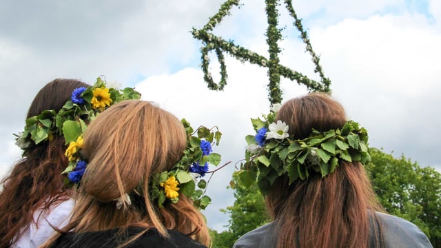 Der Langste Tag Im Jahr Blumen Kranze Und Tanze Wieso Wird