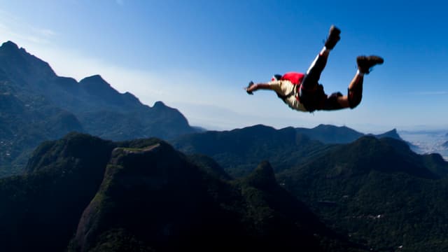 Ein Basejumper Ein Basejumper