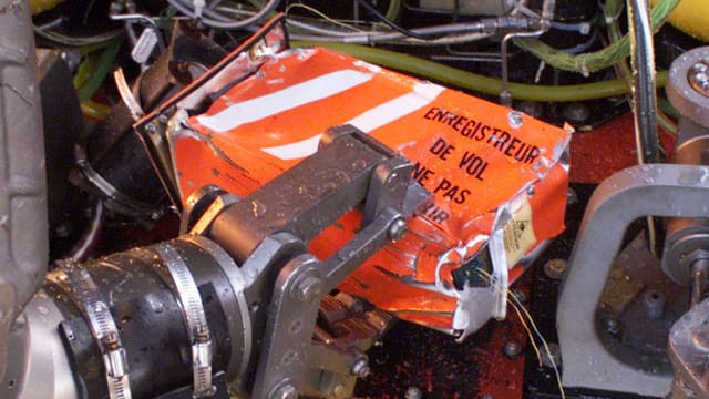 Black Box suenter in accident d'aviun Black Box suenter in accident d'aviun