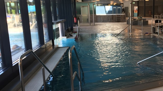 Wohlfühlbecken und Coldpool Wohlfühlbecken und Coldpool